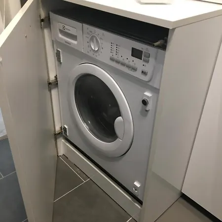 Militari M2 Apartment Bucharest