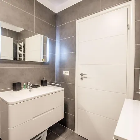 Apartment Militari M2