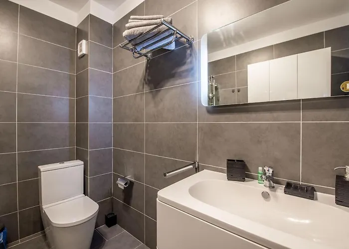 Apartament Militari M2 Bucureşti
